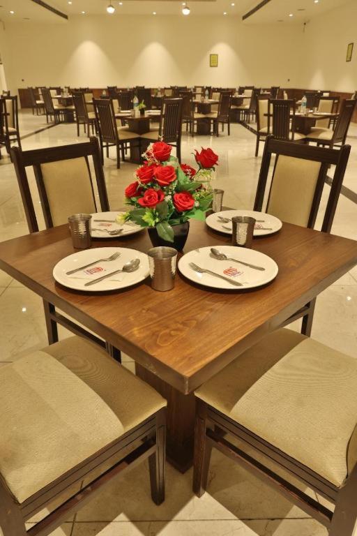 Hotel Mannat Haveli Kurukshetra Esterno foto